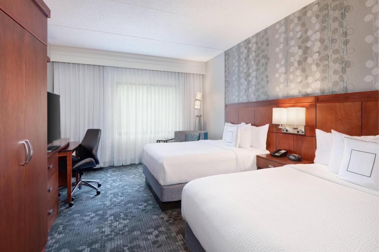Courtyard By Marriott Pittsburgh Washington Meadow Lands Hotel Bagian luar foto